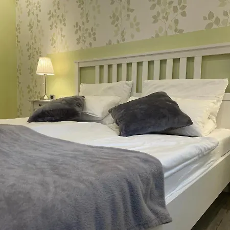 Molehill Shire Apartment