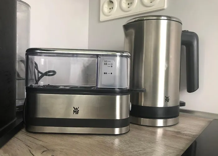 Molehill Shire アパート