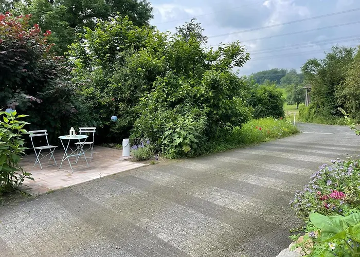 Molehill Shire アパート *