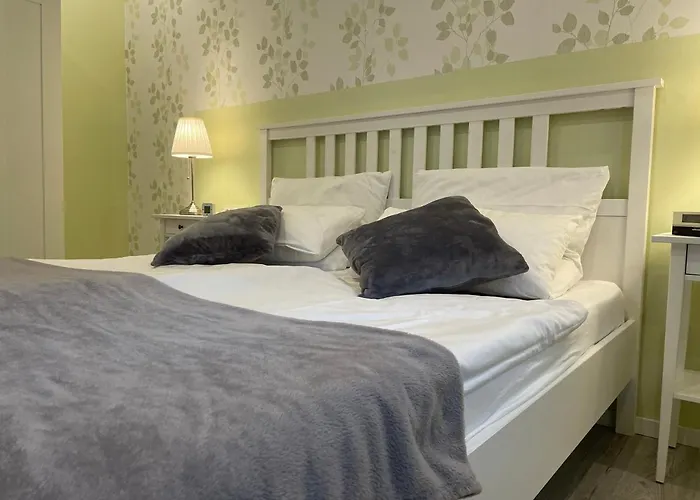 Molehill Shire דירה